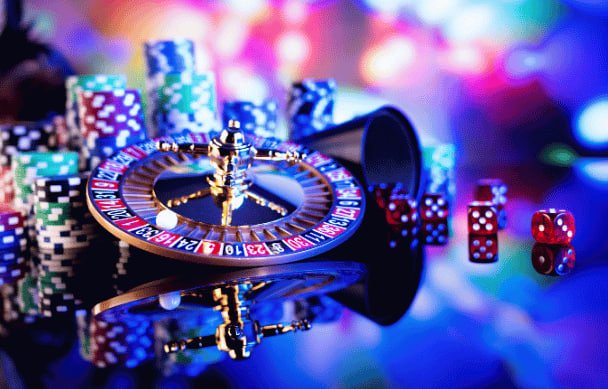 romanobet slot gaming lobby showing football, live casino, and slot game categories